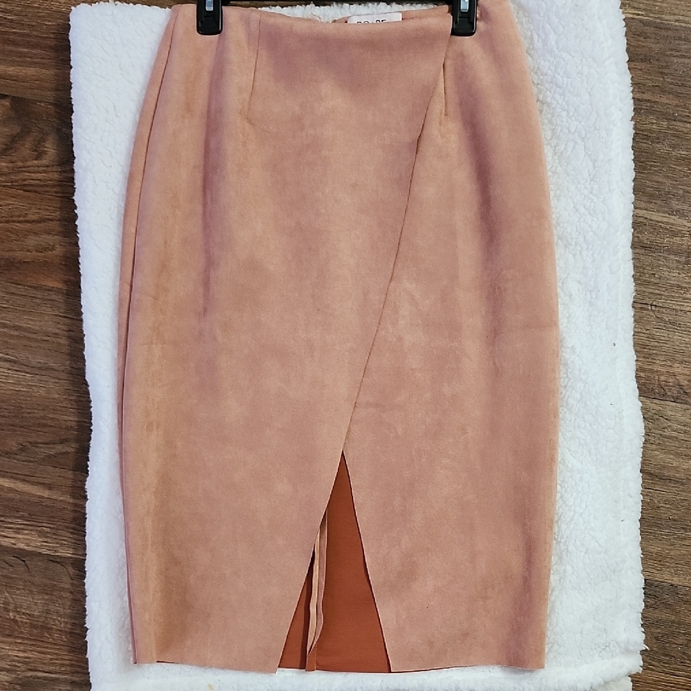DO+BE Blush Pencil Skirt